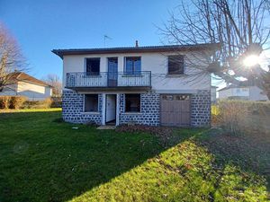 Maison 5 pièces 95m2 à 15mn de Salers