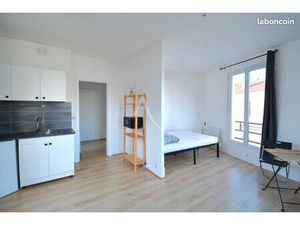 Studio 1 pièce 28 m²