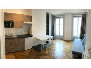 Studio meublé proche place des Jacobins