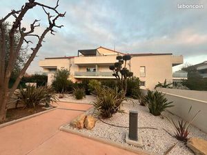 Location T2 La Garde / jardin / parking