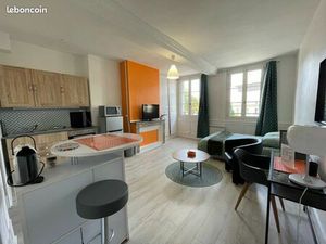 Studio meublé Hyper centre Hôtel de Ville