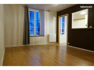 Grand T2 centre ville entre gare et Cathedrale