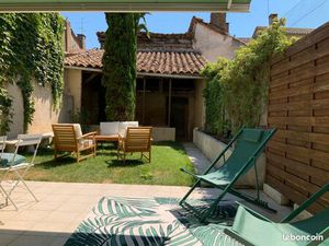 Maison meublée  3 chambres avec terrasse + jardin + abri