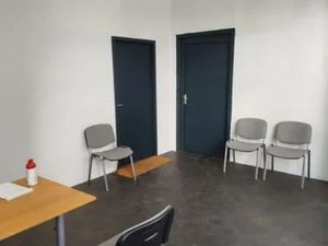 Local commercial de 110m2 place du foirail