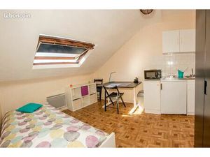 Charmant studio meublé et calme en centre-ville