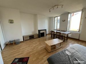 Studio 1 pièce 32 m²
