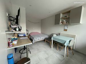 Studio meublé secteur St benoit la Varenne