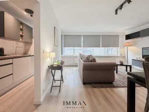 Appartement 2SLK rénové dans un emplacement central près de