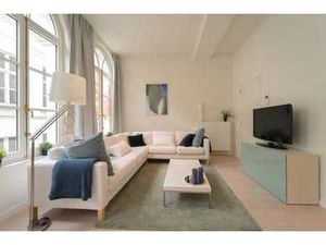 Prachtig en ruim huis met vier terrassen en bureelruimte ...