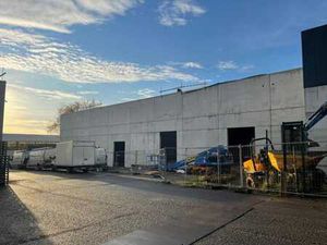 À louer – Entrepôt de 120 m² – Gembloux