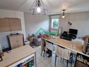 Location meublée appartement 2 pièces 45 m² à Argonay (74370)  980 €