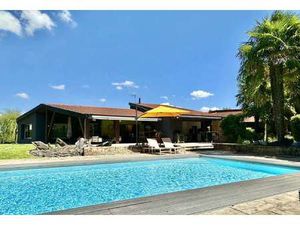 Vente Maison Piscine à La Gaubretière (85130) : à vendre Piscine / 288m² La Gaubretière