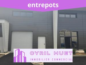 Location locaux professionnels 90 m² à Grimaud (83310)  2 400 €