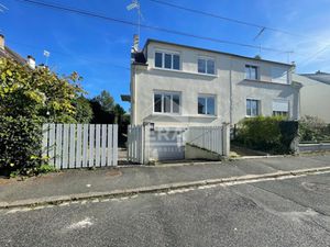 Location maison 5 pièces 90 m² à Orleans (45000)  1 300 €