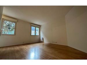Location appartement  28.62 m² T-1 à Issy-les-Moulineaux  850 €