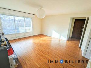 Location Appartement 2 pièces à Lorient (56100) : à louer 2 pièces / 47m² Lorient