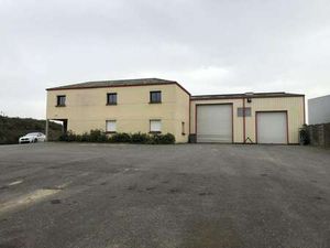 Vente Bureaux et commerces à Corps-Nuds (35150) : à vendre / 537m² Corps-Nuds