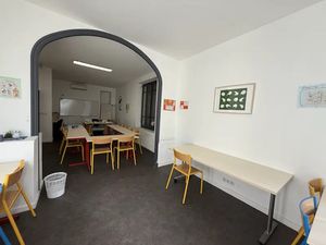 A vendre Bureaux de 73m2 + Parking Attenant 55m2 + Cave 32m2