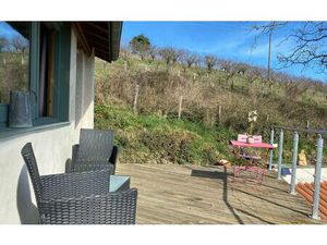 Location appartement  16.72 m² T-1 à Bessenay  460 €