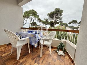 LES PESQUIERS - T1 AVEC VUE MER