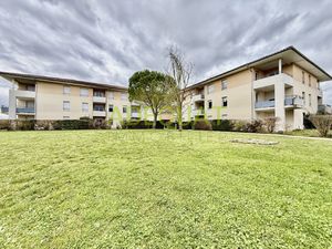 L'ISLE D'ABEAU  appartement T4 / 3 chambres / terrasse / 2 p