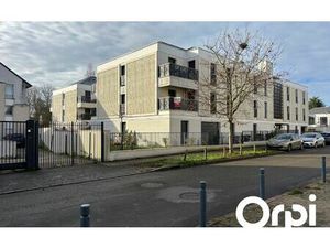 Location appartement  56.9 m² T-3 à Montigny-le-Bretonneux  1 100 €