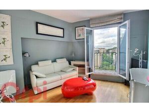 Location appartement  43.02 m² T-2 à Paris 5  1 562 €