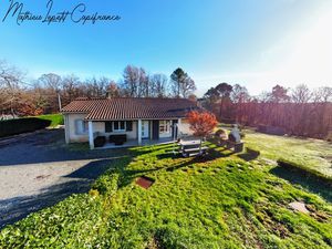 À vendre – Maison de plain-pied de 100 M² à 2 minutes du centre de Vergt sur terrain de 34