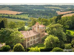 Maison 18 pièces 602 m²