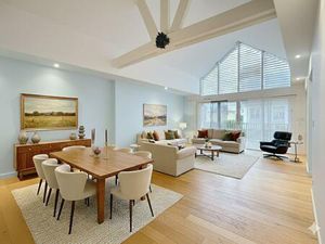 LARMOR-PLAGE : ÉLÉGANT APPARTEMENT AVEC VUE MER