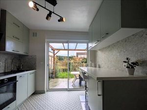 Maison - 66 77 m2 - 3 pièces - Meublé