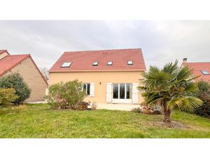 HOUDAN 7 MIN - PROCHE RN12 et gare