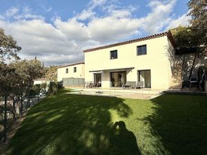 AURIBEAU-SUR-SIAGNE VILLA PISCINE 100M² 4P