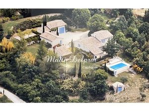 À vendre – Maison d’architecte– Drôme Provençale – 4 chambres avec piscine et jardin paysa