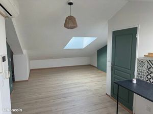 À louer studio refait à neuf en plein centre ville