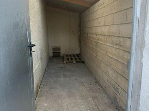 Espace de stockage/box/garde meubles