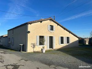 Maison a louer à Foussais Payre