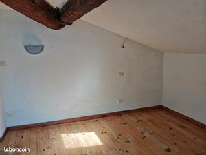 Loue F2 ST laurent salanque