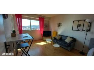 T1 meublé 27m2 au calme vue Pyrénées proche centre ville