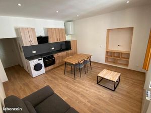 Superbe T2 rénové et meublé au cœur de Cluses