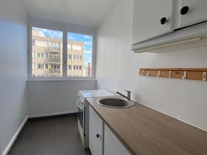 Appartement F2 à louer - 2 pièces - 41 12 m2 - Paris - 75013 - ILE-DE-FRANCE