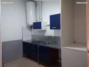 Bressuire centre ville appt a louer