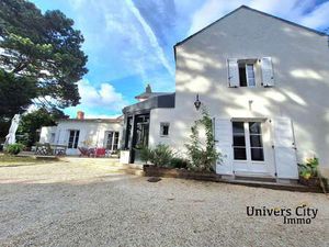 Vente Maison à Nantes (44000) : à vendre / 196m² Nantes