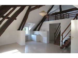 Location appartement  m² T-2 à La Ferté-Saint-Aubin  570 €