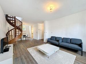 Duplex à louer avec terrasse et 1 chambre   Etterbeek (VBD62251)