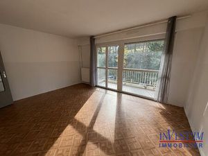 Grand T2 de 57 m² avec balcon- Parking- Cave