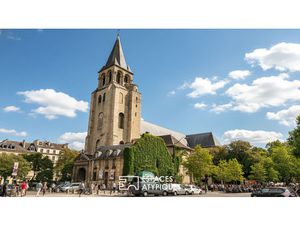 Dernier étage avec vue Eglise Saint-Sulpice