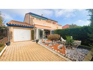 MAISON 3 FACES - GARAGE - JARDIN - CANET VILLAGE