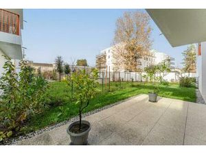 Appartement de 3 pièces de 66 88 m² situé à Bordeaux