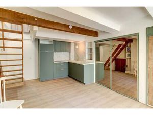 Grand 2 pièces en duplex – Centre-ville – Charme et calme !